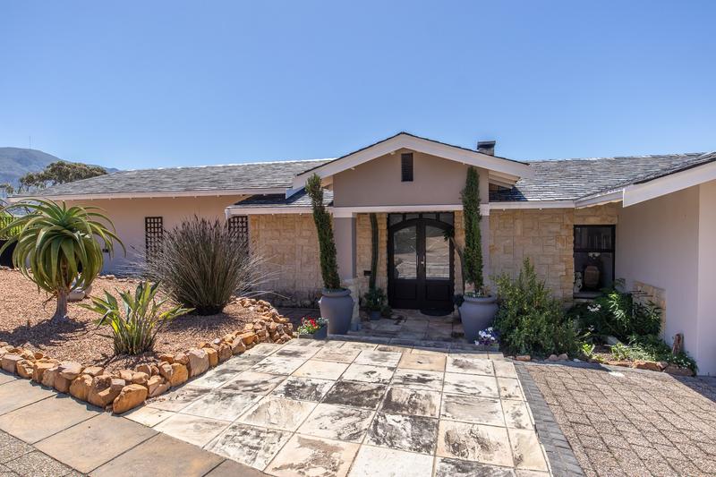 3 Bedroom Property for Sale in Stonehurst Mountain Estate Western Cape